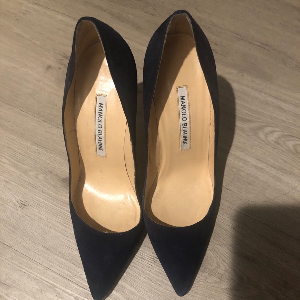 Manolo Blahnik Suede Navy